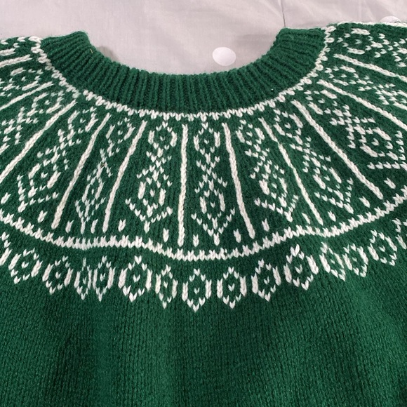 Green Oversized Christmas Sweater - Picture 2 of 3
